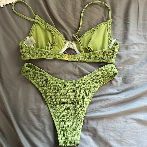 Ana Stowell Bikini Set - Picture 3 of 3